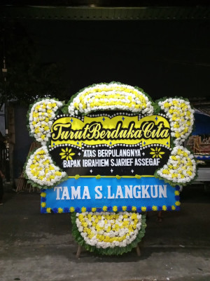 Papan Bunga Duka di Bonorowo