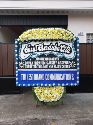 Papan Bunga Duka di Bonorowo